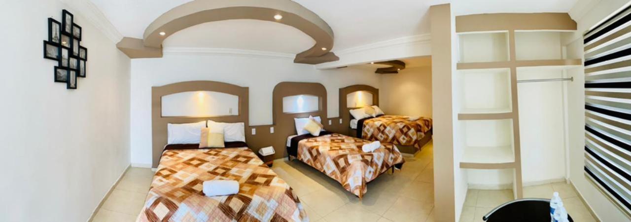 Hotel Caudillos Inn Emiliano Zapata  Buitenkant foto