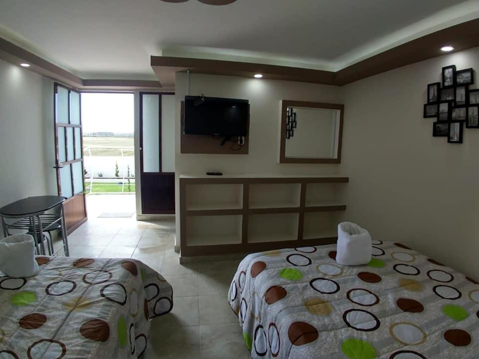 Hotel Caudillos Inn Emiliano Zapata  Buitenkant foto
